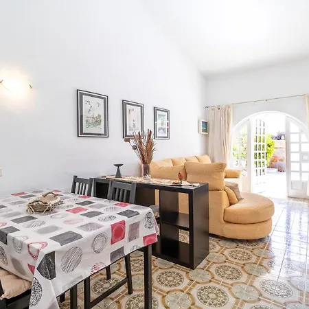 Casa El Sid Будинок відпочинку *